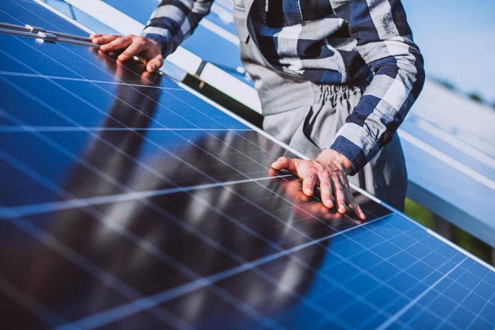 Mise en place de panneaux solaires photovoltaïques Amiens
